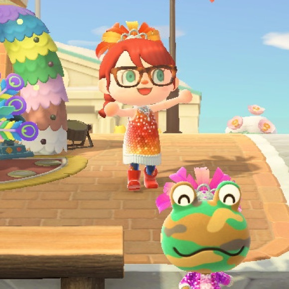 Meet your Posher, Heather - Picture 1 of 1